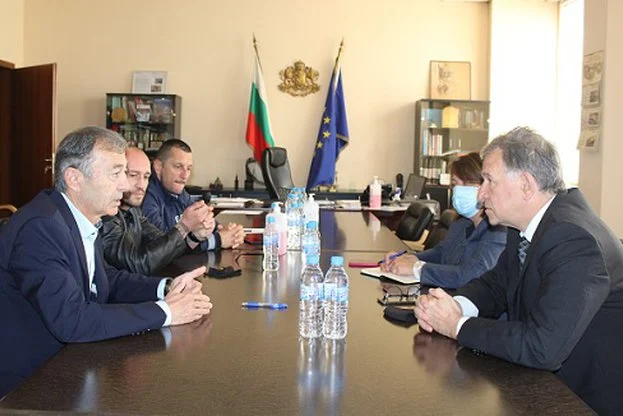 Стойчо Кацаров