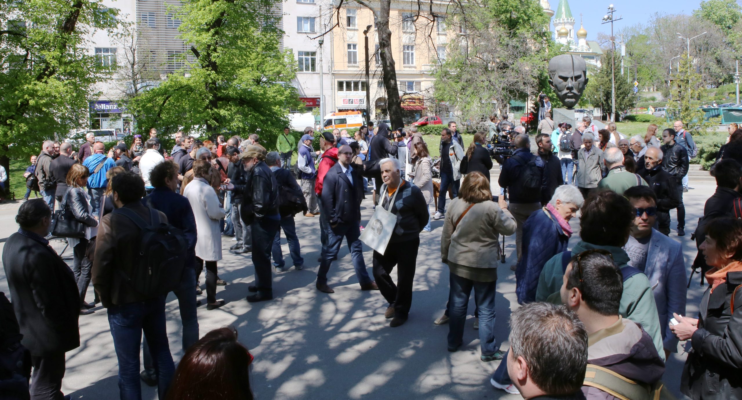 Протест за карикатуриста Чавдар Николов