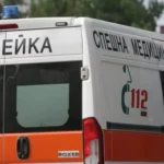 Роднини на починал пациент нападнаха медици и потрошиха линейка в Павликени