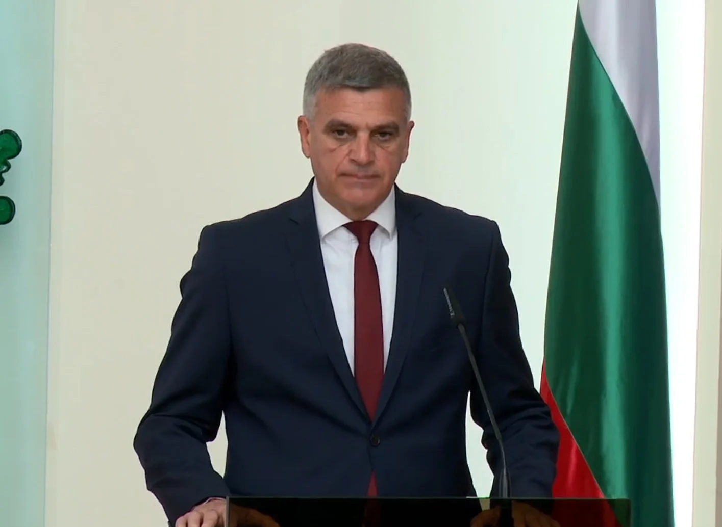 Президентство представяне на служебен кабинет