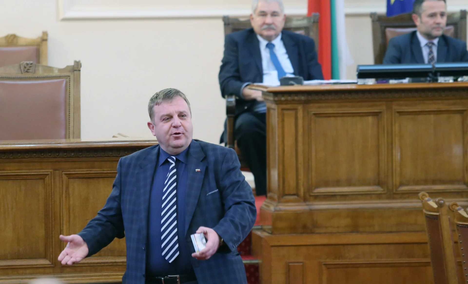 Парламент - Красимир Каракачанов