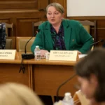 Социалната комисия в НС каза "да" за удължителния закон за бюджета