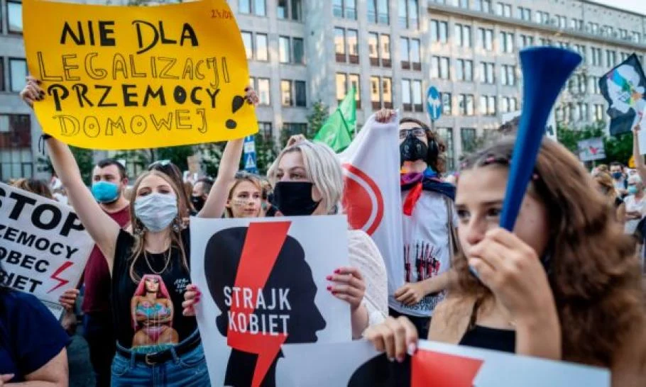 протест полша