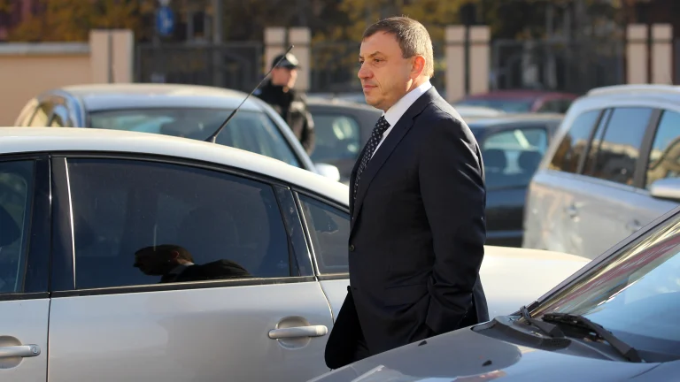 Алексей Петров