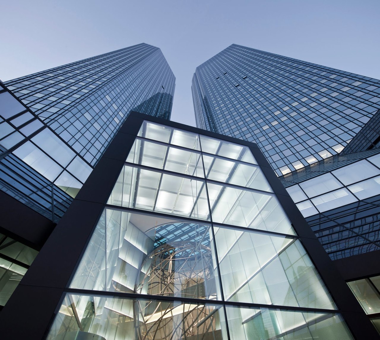 Сграда на Deutsche Bank (Дойче банк)