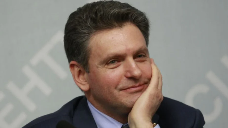 николай малинов