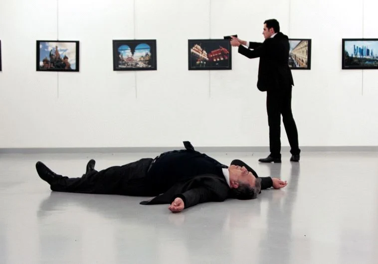 руски посланик убийство