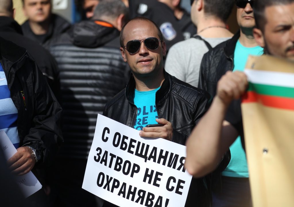 Надзирателите излизат днес на протест 4 затвори