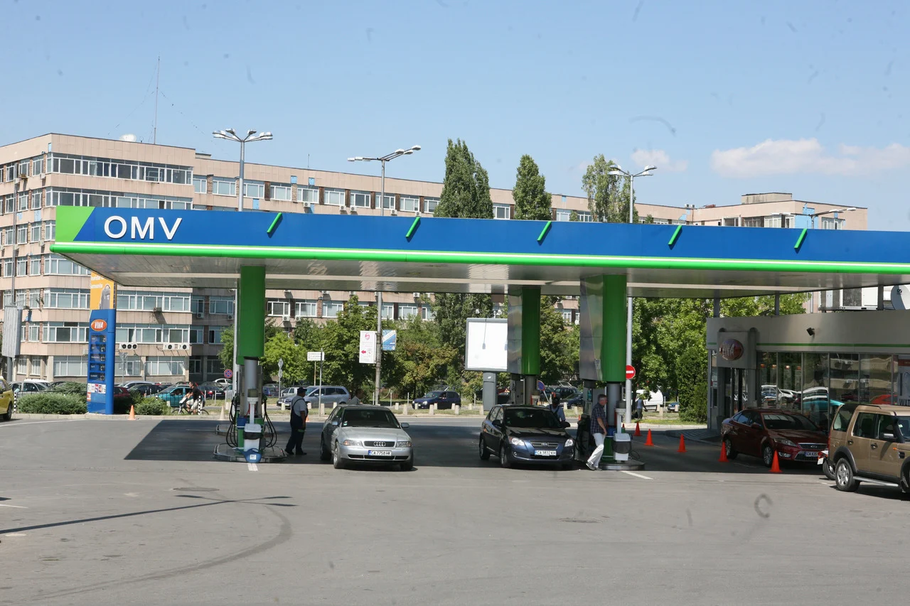 Бензиностанция