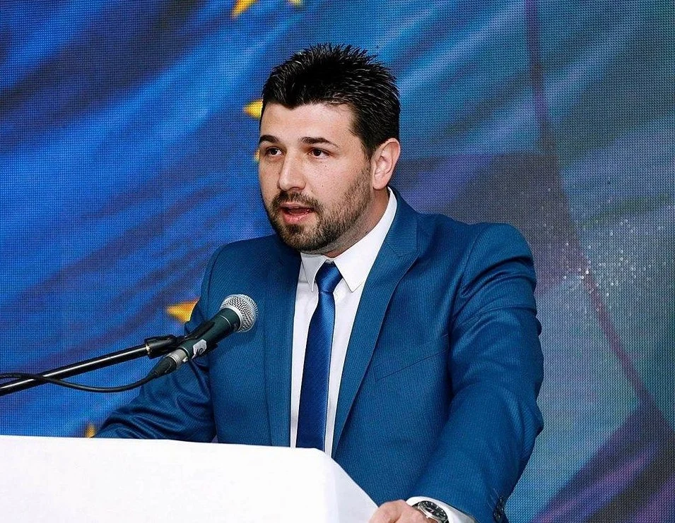 петър колев