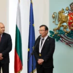 На церемония в Гербовата зала президентът Румен Радев удостои посланика на Япония у нас Хисаши Мичигами с орден "Мадарски конник" първа степен.