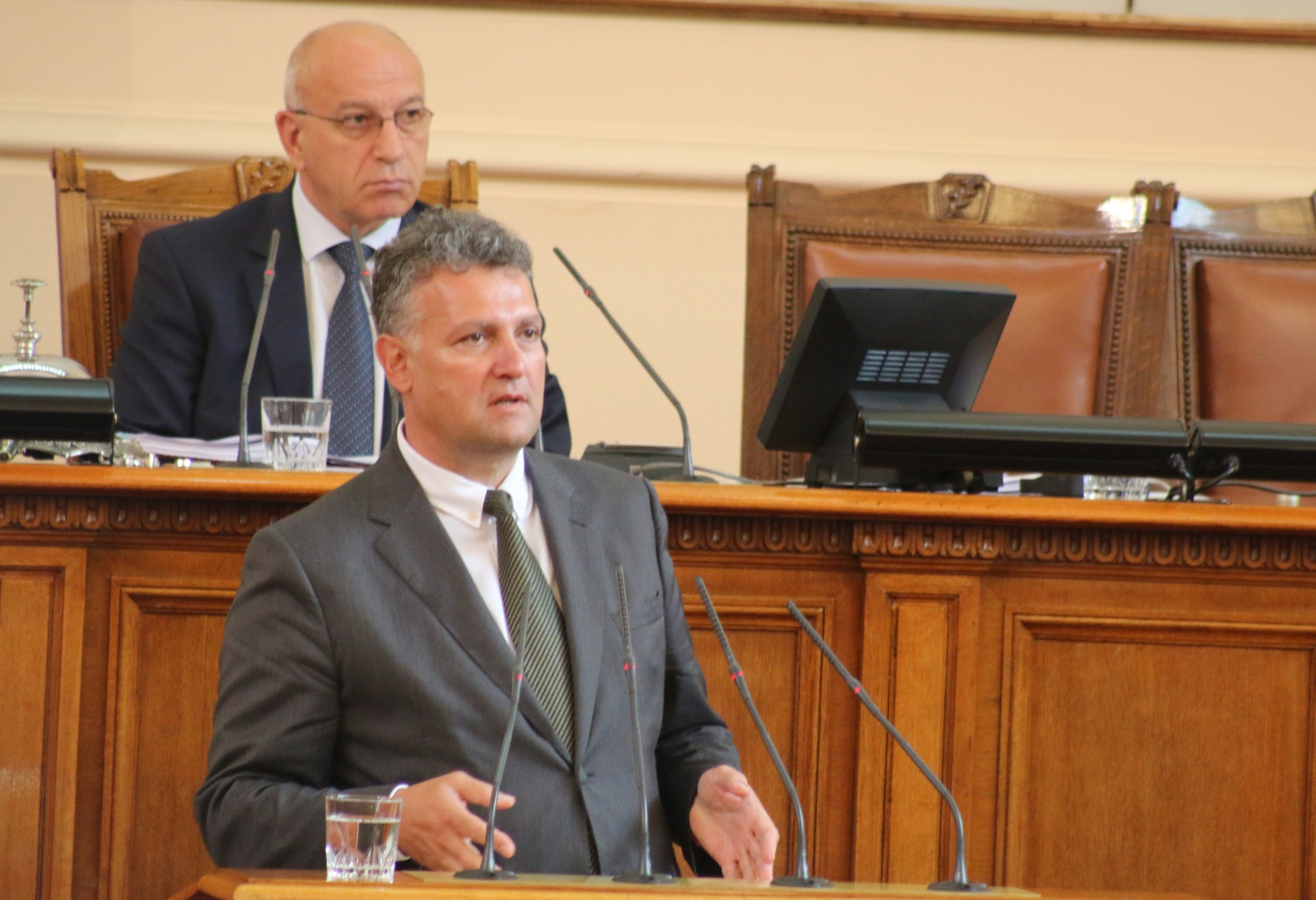 Парламент дебати за АЕЦ Белене Валентин Николов