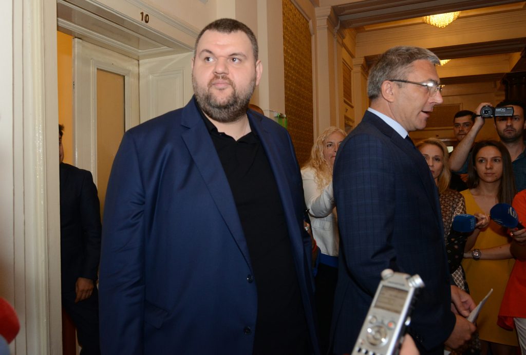 Парламент Делян Пеевски