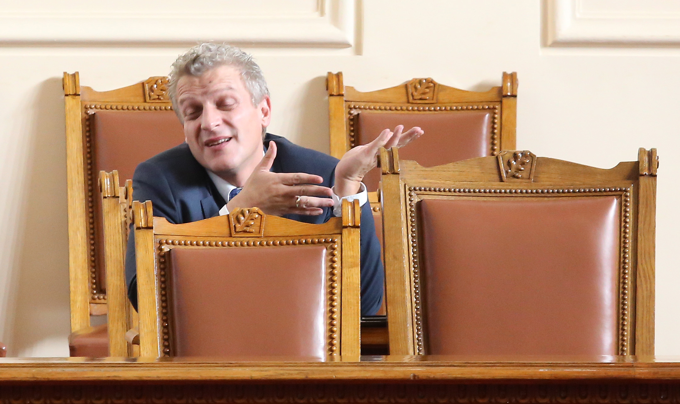 Парламент Петър Москов