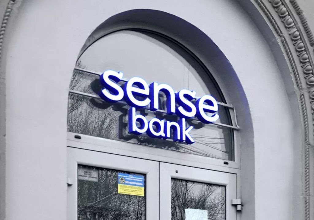 1x 1SenseBank