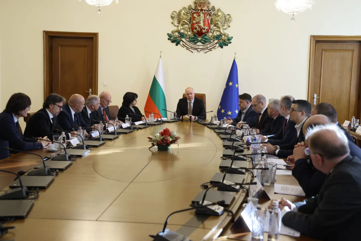 КЗП и НАП увериха, че затягат контрола срещу необосновано поскъпване при въвеждане на еврото