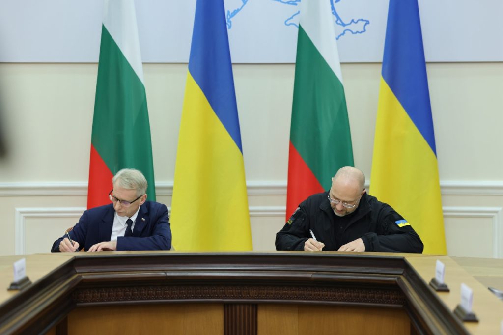 Николай Денков и Денис Шмигал