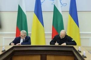 Николай Денков и Денис Шмигал