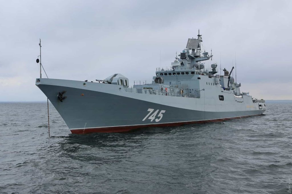 Русия излиза от зърнената сделка след атаката по корабите й 10 руска фрегата руски боен кораб "Адмирал Макаров" (УНИАН) русия