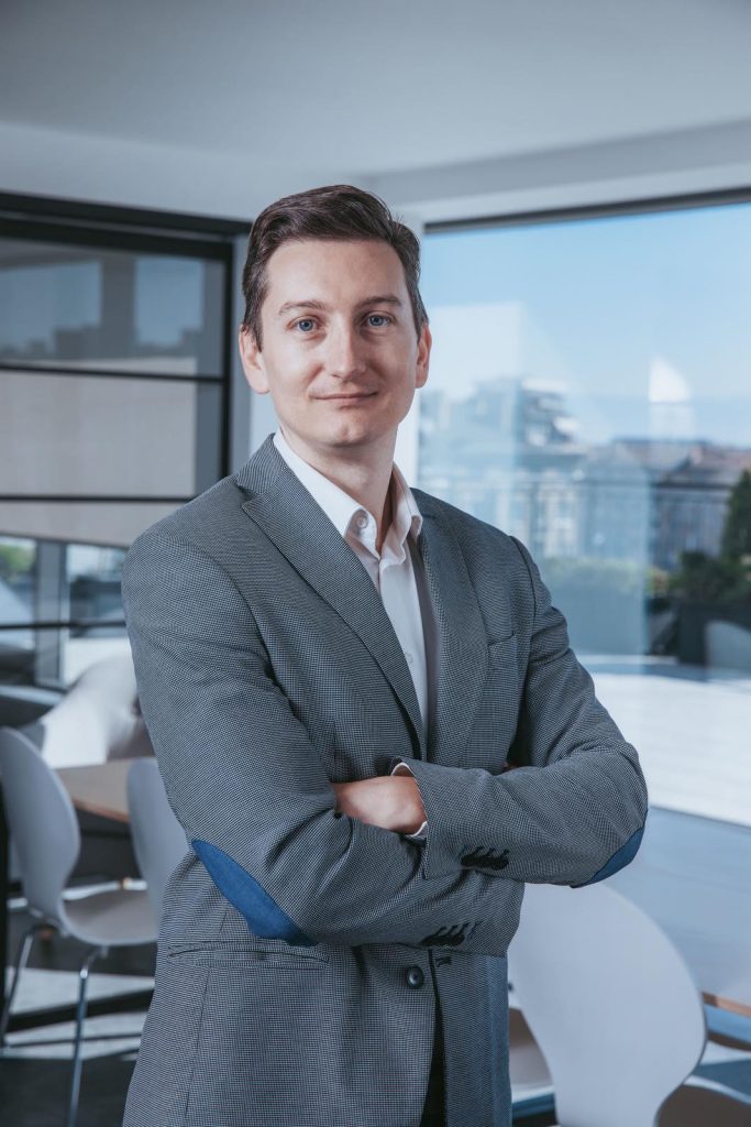 Зам.-кметът по финанси в София заяви, че няма да си подаде оставката, Иван Василев