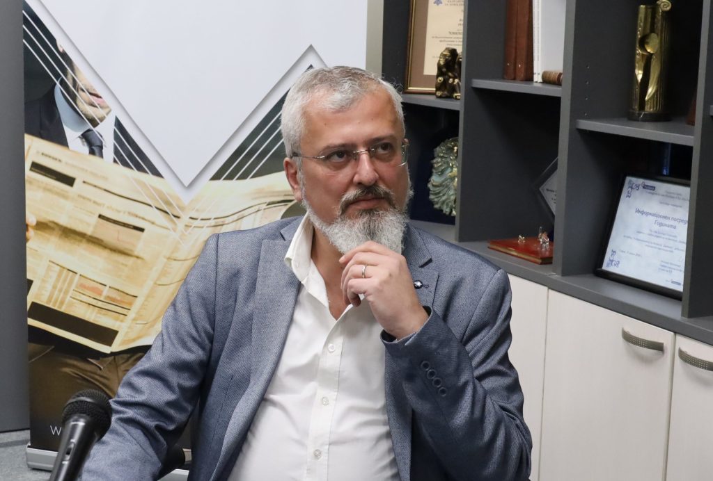 Давид Леви: При ГЕРБ правенето на избори е точна наука, при ИТН телевизорът победи хладилника (ІІ част) 5 Давид Леви