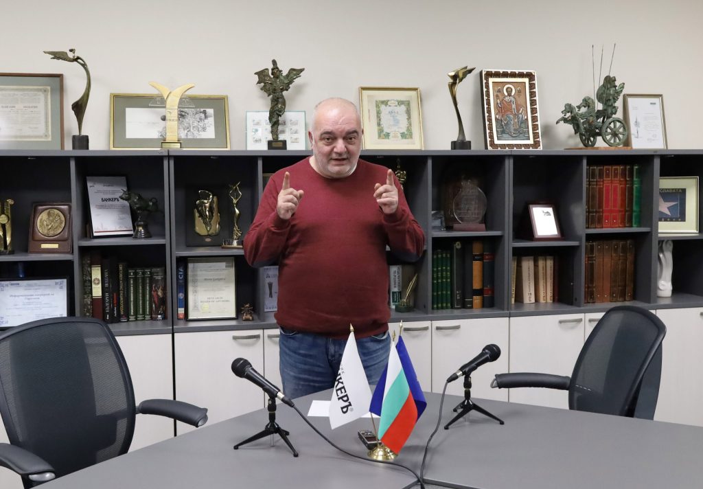 Арман Бабикян: ПП-ДБ проведе грешна кампания – явиха се в оправдателен режим и с беззъба усмивка(І част) 4 Арман Бабикян