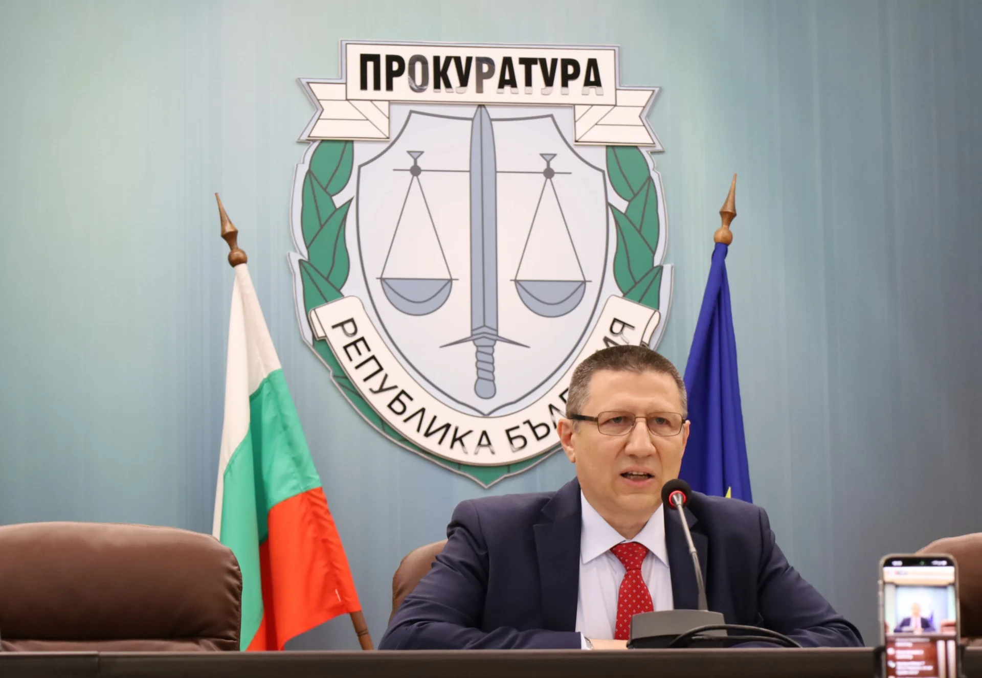 Изтича законовият срок, в който Сарафов изпълнява функциите главен прокурор