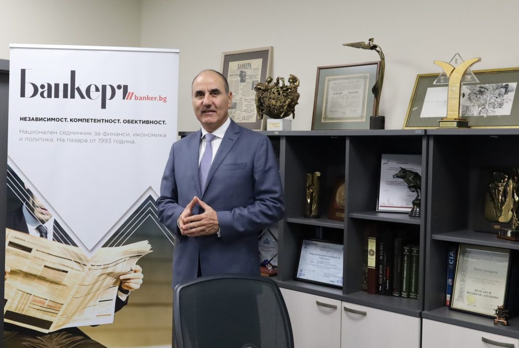 В името на оцеляването си Борисов е готов да предаде ГЕРБ 2 Цветан Цветанов