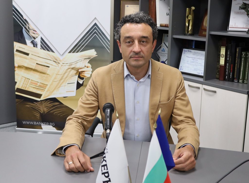 Онези, които очакват да се разцепим, ще останат силно разочаровани 1 Даниел Лорер