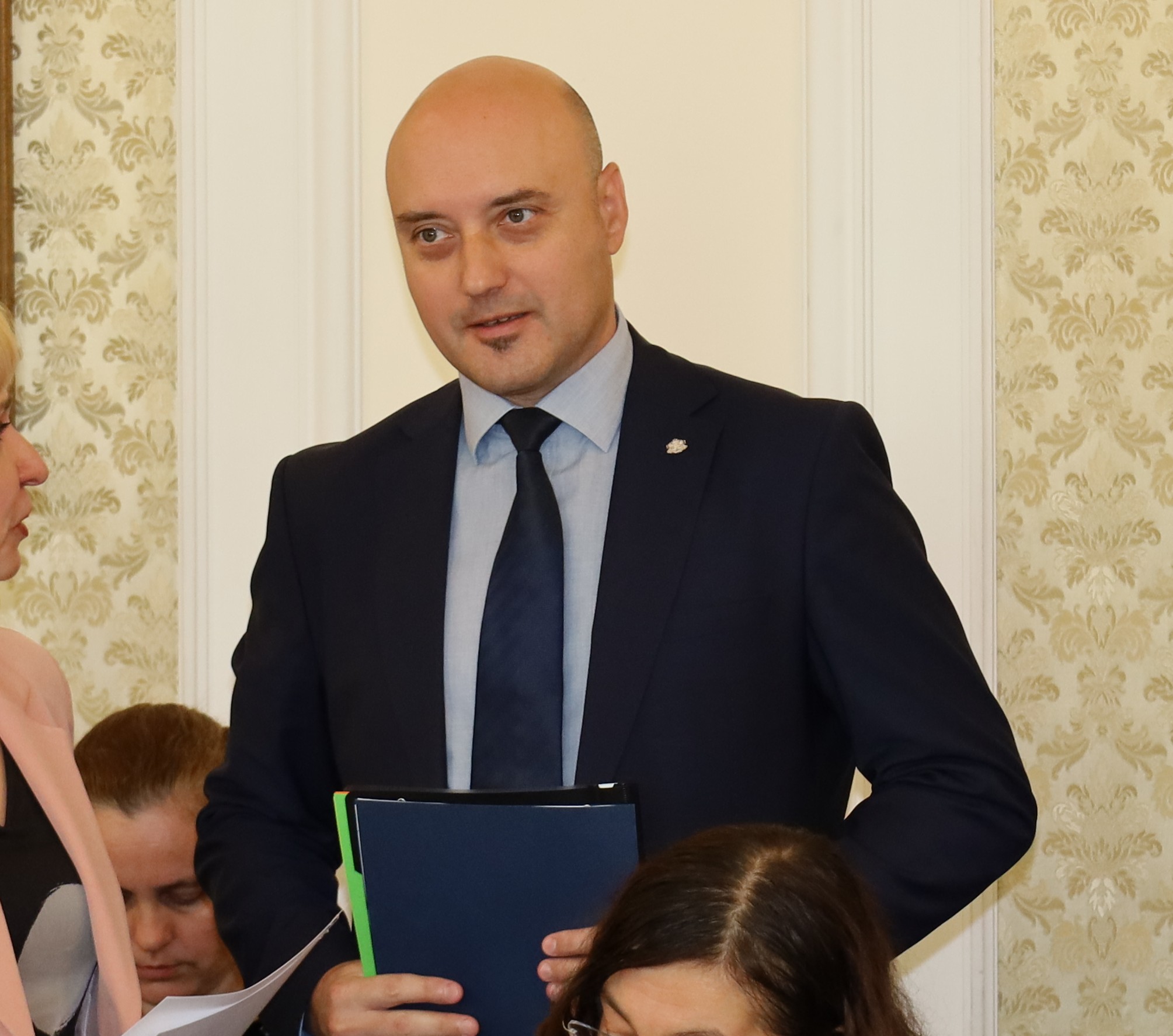 Парламент комисия по правни въпроси Атанас Славов