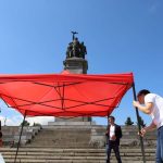 Левицата пази паметника на съветската армия