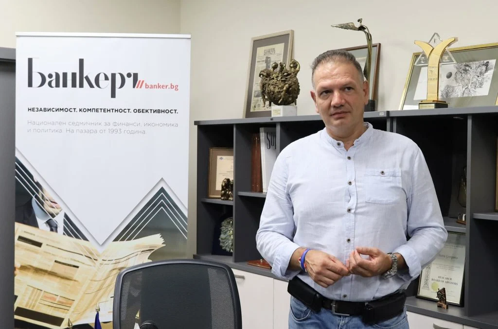 Петър Славов
