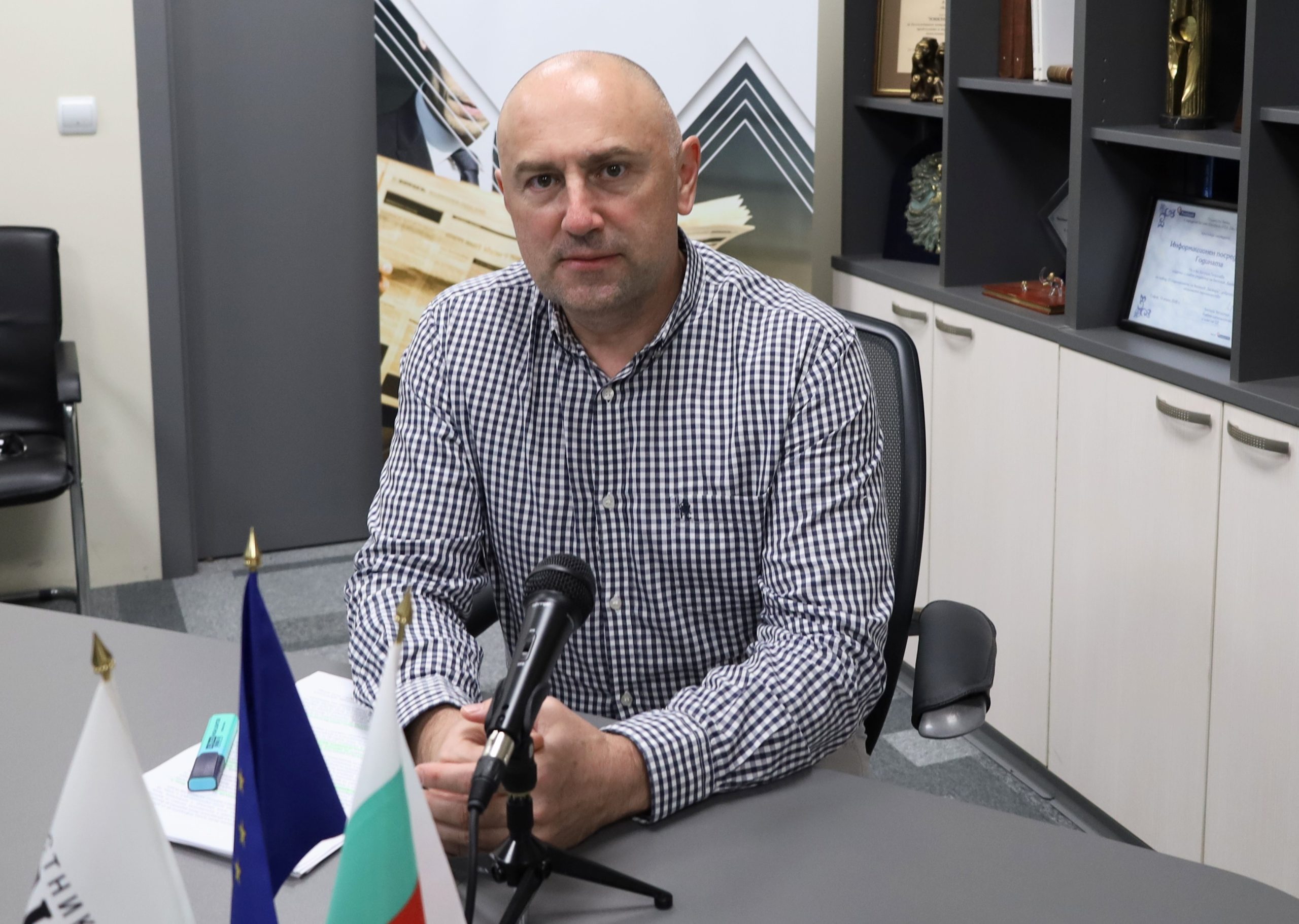 Любомир Каримански