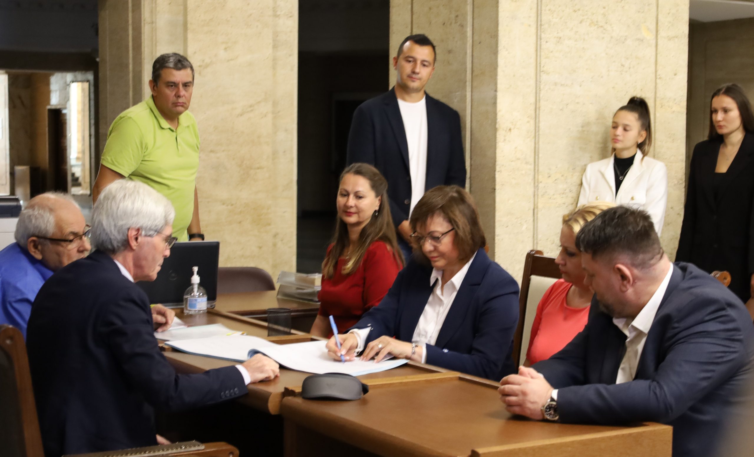 БСП се регистрира в ЦИК