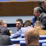 "Демократична България": Място в леглото при Борисов и Пеевски нямаме