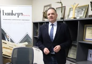 Петър Славов