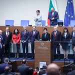 един експеримент, Служебното правителство на Димитър Главчев се закле в парламента, клетва на служебното правителство пред Народното събрание