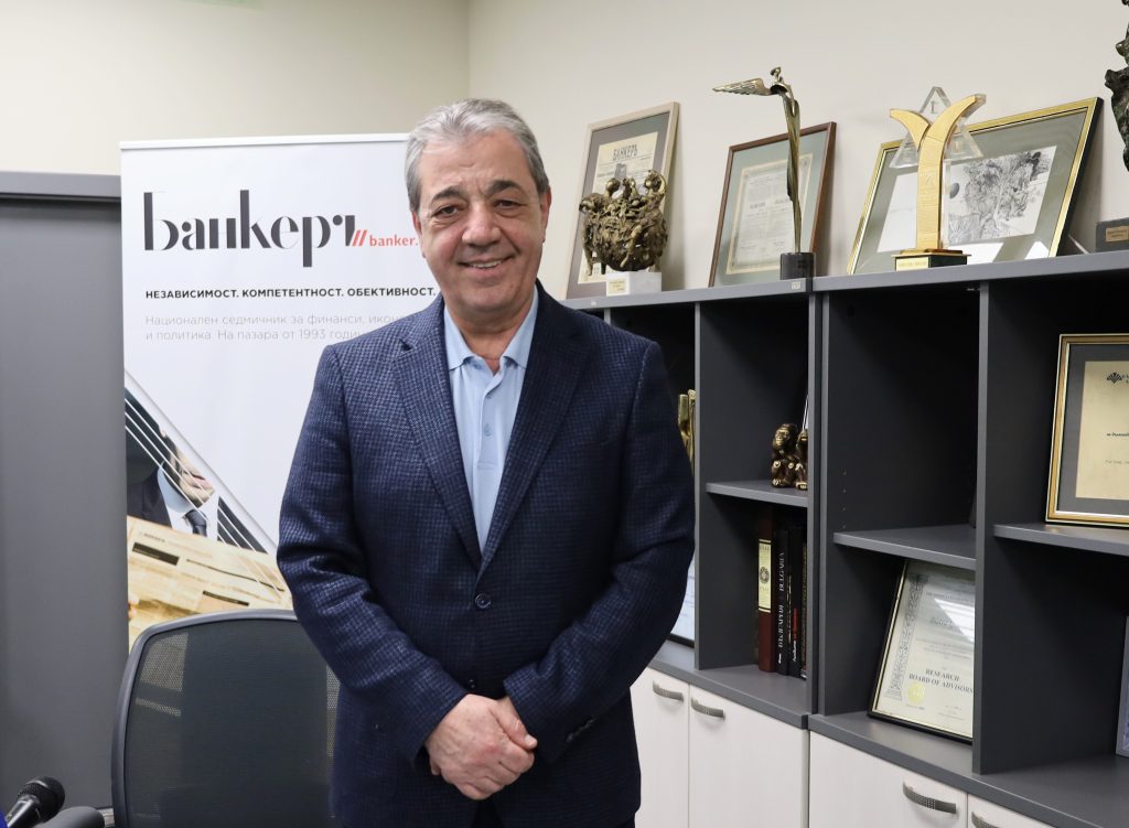 Проф. Вили Лилков: „Синя България“ ще бъде лепилото, което ще слепи десните демократи в следващия парламент (част 1) 2 Вили Лилков