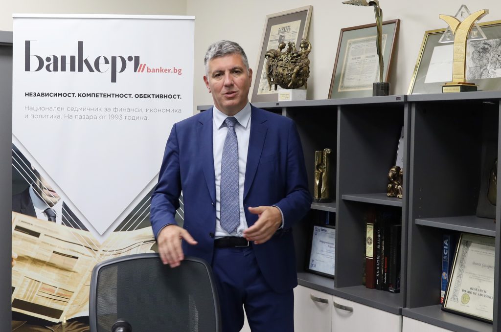 Андрей Цеков: Когато къщата гори, първа работа на всеки обитател е да грабне пожарогасителя (част 1) 7 Андрей Цеков