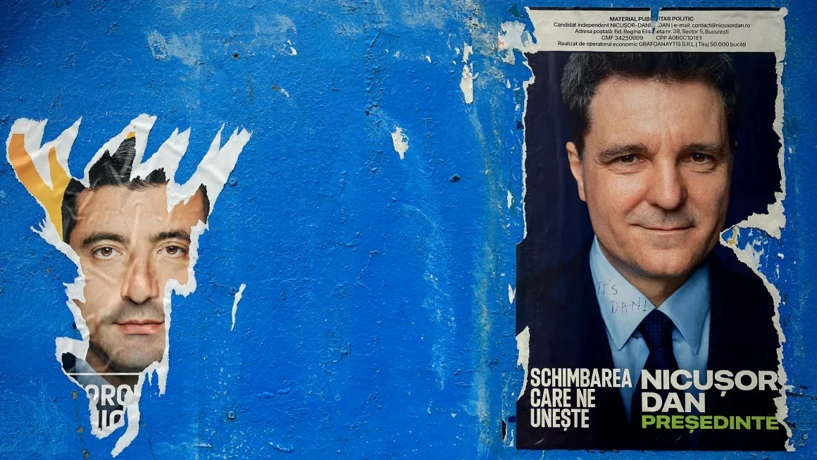 Румъния на кръстопът между два различни свята в търсене на своя нов президент