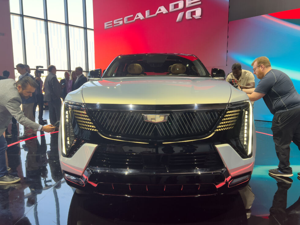 2025 cadillac escalade iq 3 980x735 1