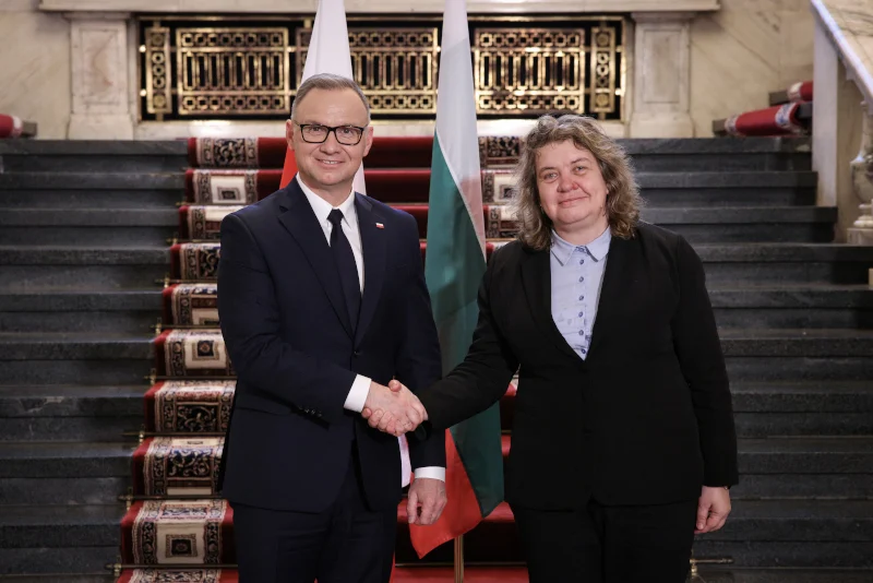 Наталия Киселова разговаря с полския президент Анджей Дуда