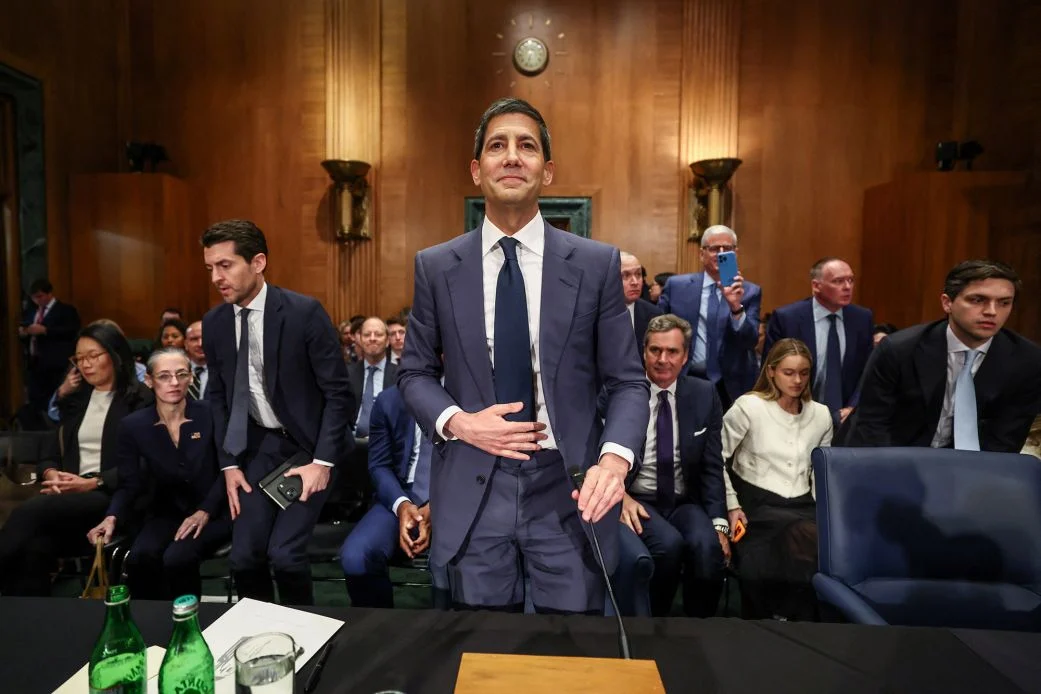 Сблъсъкът между Тръмп и Тилис препречва пътя на Кевин Уорш към кормилото на ФЕД