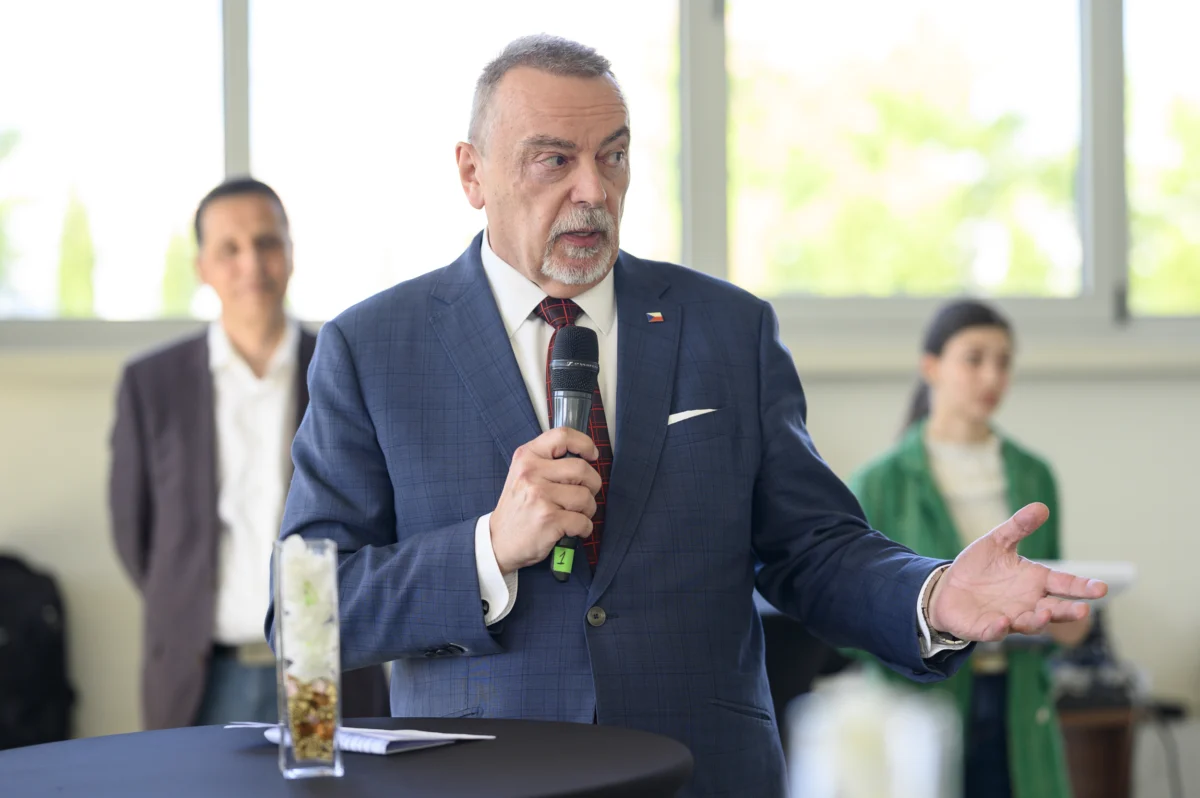 Нов формат за бизнес нетуъркинг свързва фирмите от България и Чехия 1 2026 g. miroslav toman poslanik na cheshkata republika v balgariya