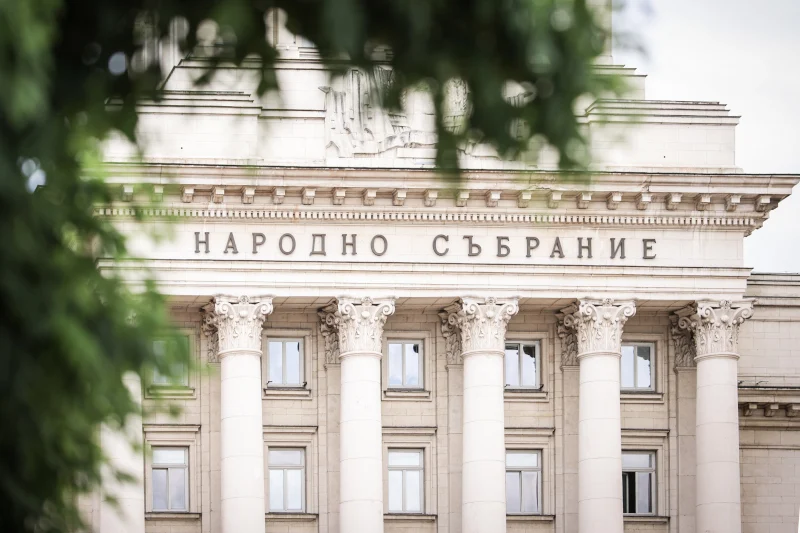 Управляващите се отказват от спорната роля на МВР при машинния вот