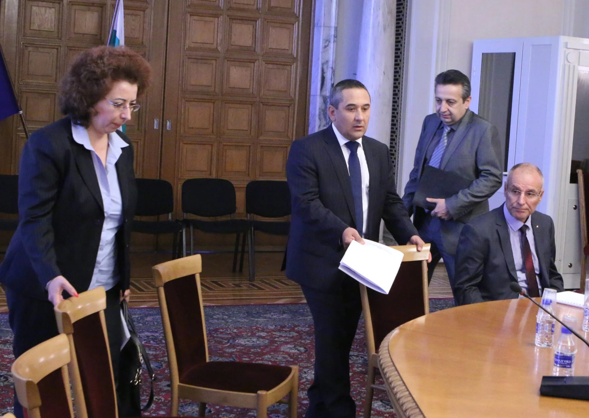 Парламент Комисия по бюджет и финанси Изслушване на кандидатите за подуправители на БНБ Нина Стоянова Димитър Костов Калин Христов Димитър Радев - управител на БНБ