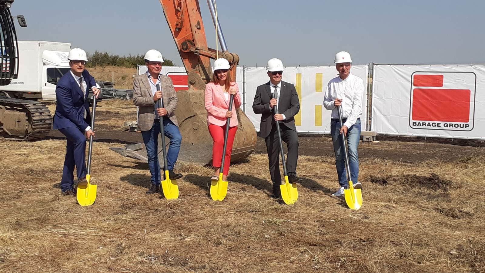 Компанията „Турбо гарант“ ЕООД направи първа копка на проекта си в „Индустриален парк София-Божурище“.