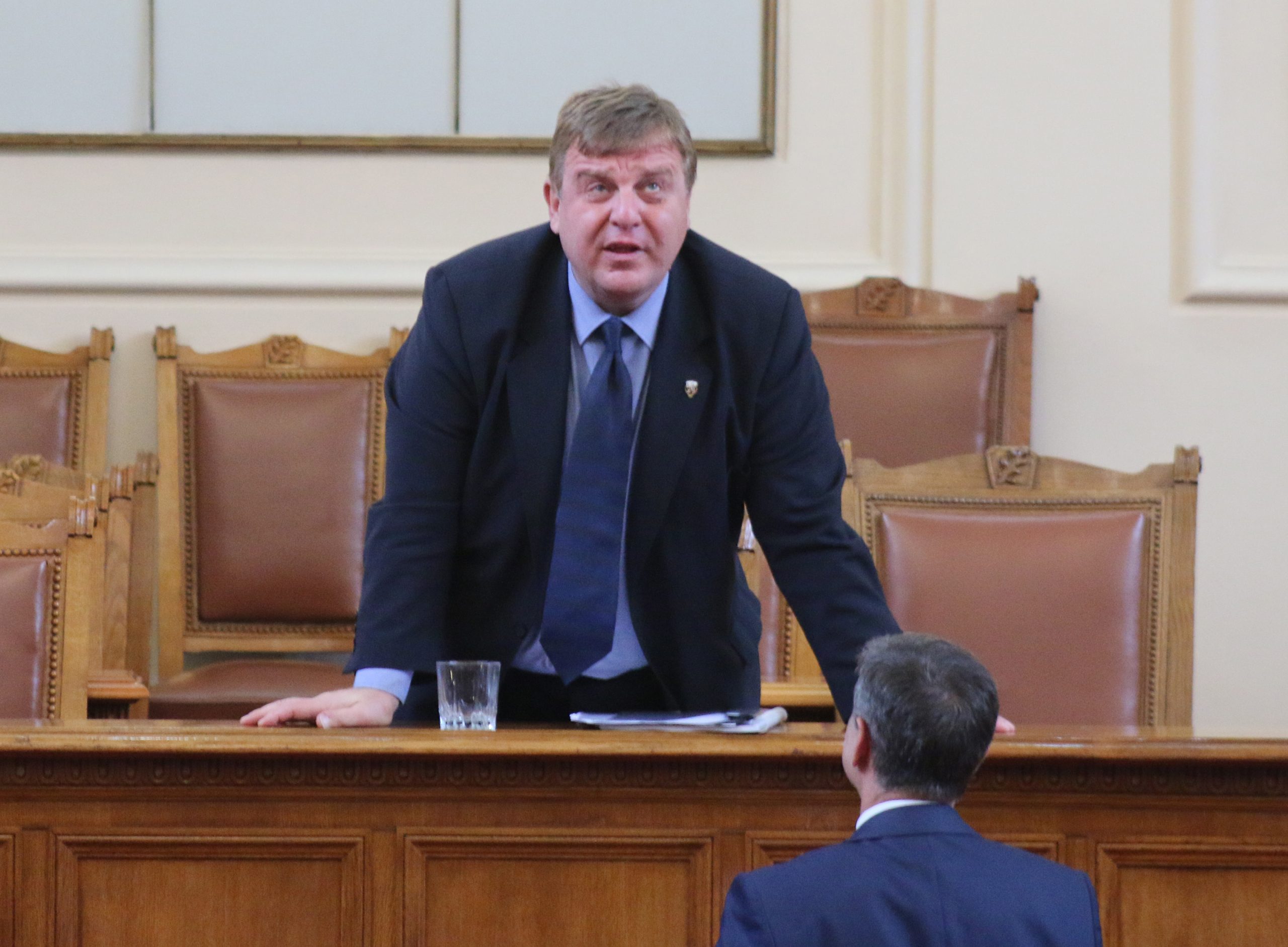 Парламент Красимир Каракачанов