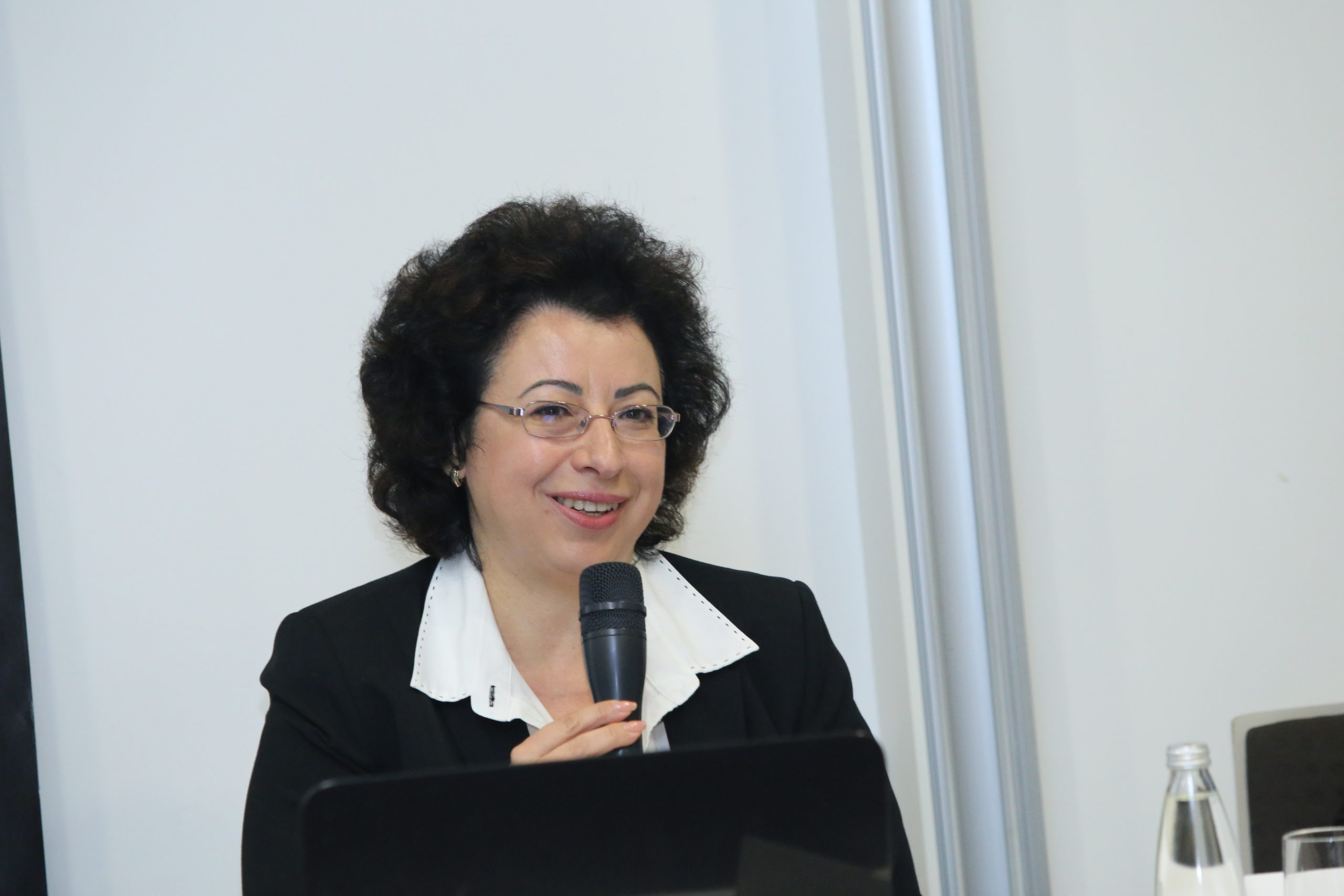 Конференция "Дигиталното банкиране - бъдещето днес" Нина Стоянова подуправител на БНБ