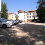 Бул. Васил Левски бивша двойната къща паркинг